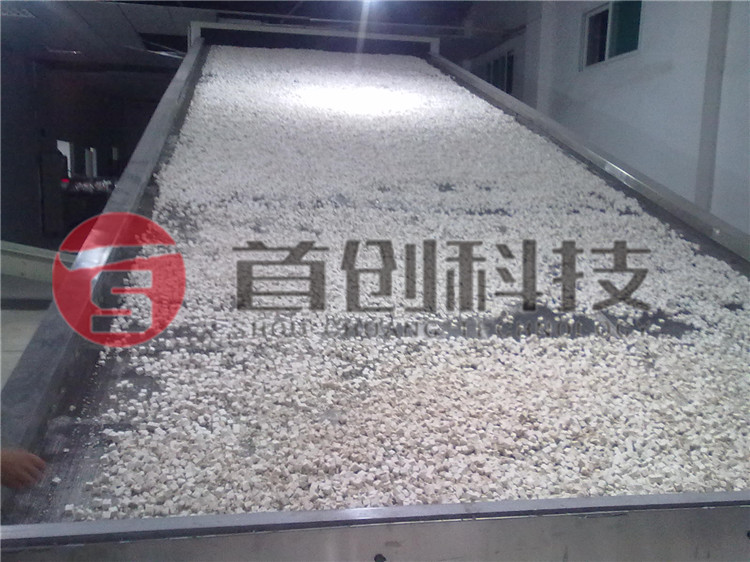 网带式中药材烘干设备价格.jpg 网带式中药材烘干设备价格.jpg