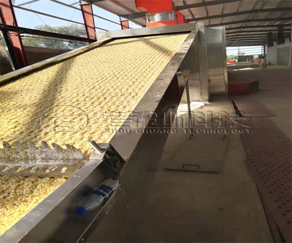 连续式橘渣烘干机.jpg 连续式橘渣烘干机.jpg